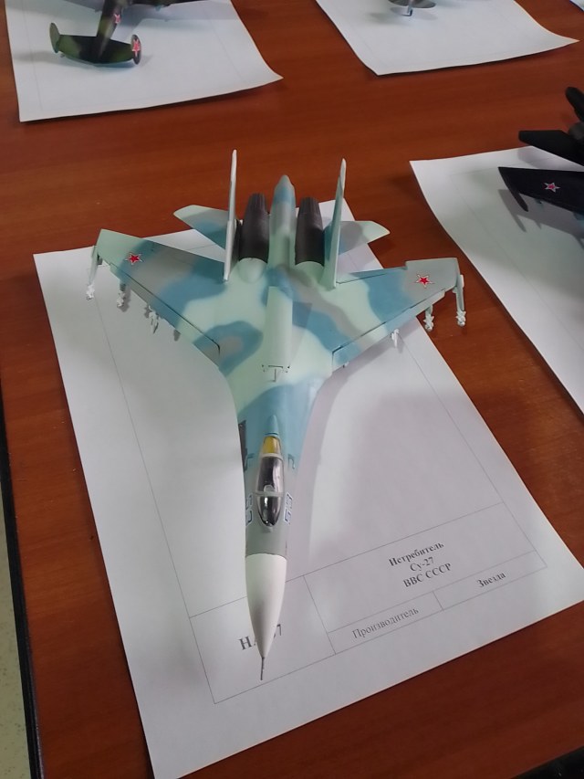 Су-27. Начинающие, 1-72.jpg