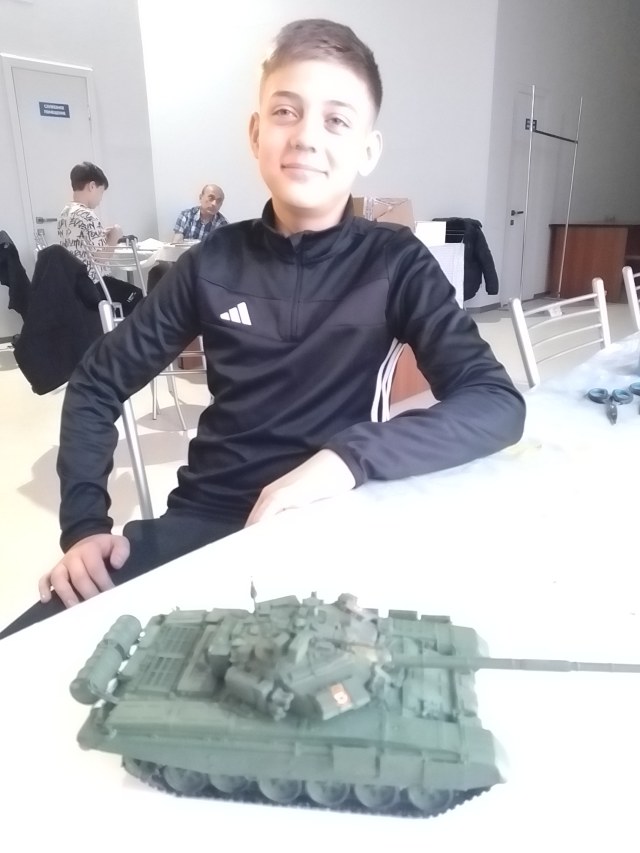 Попов Георгий. Т-90.jpg