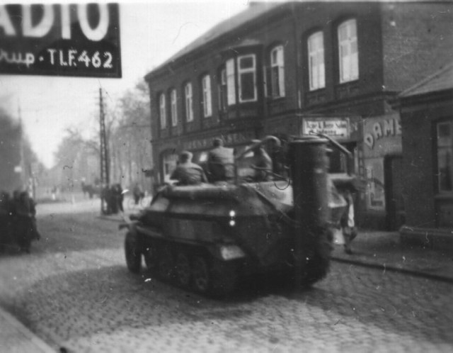 SdKfz251_30.jpg