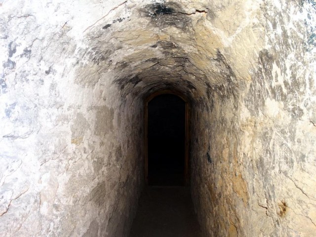 044 Темница.jpg