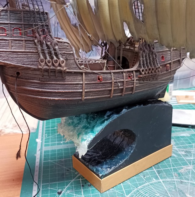 Рамка основы из уголков и подставка.jpg