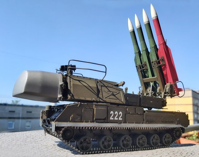 BUK_M_04.jpg