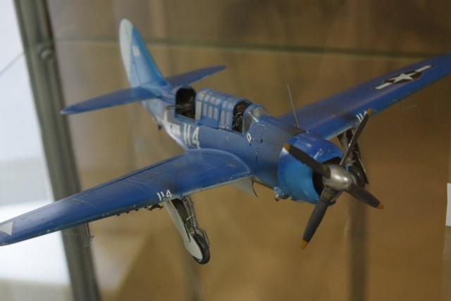 SB2C-3 Хеллдайвер. 1-48. Автор - Сушко В.А.jpg