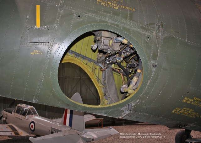 Vertol H-21C_47s.JPG