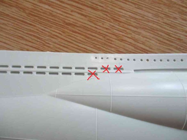 лишние шпигаты левого борта.jpg