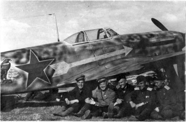 yak-1b_orel_camo.jpg