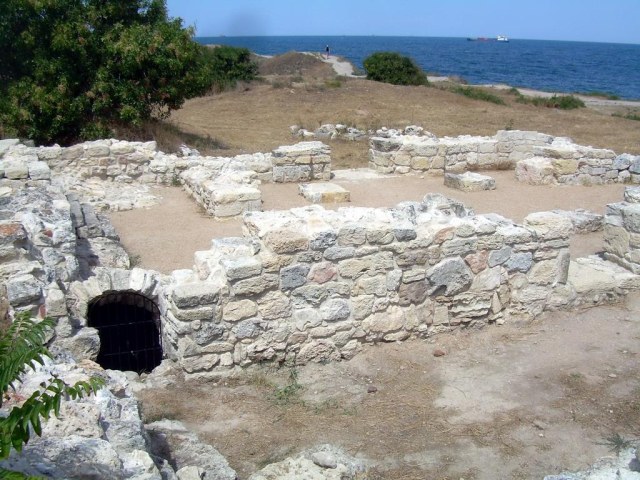 087 Храм на сводах.jpg