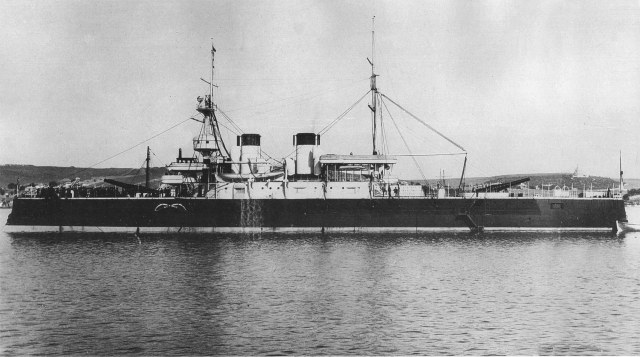 Эскадренный броненосец Двенадцать Апостолов по прибытии в Севастополь, май 1892 года..jpg