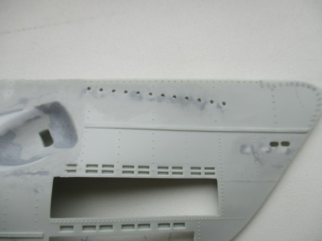 надводные носовые шпигаты правого борта.jpg