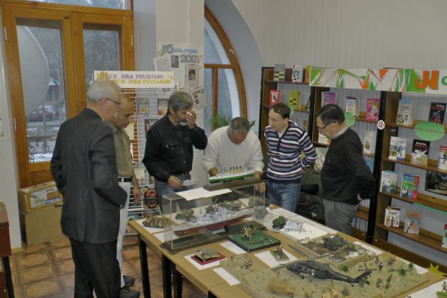 Жюри за работой 1.JPG