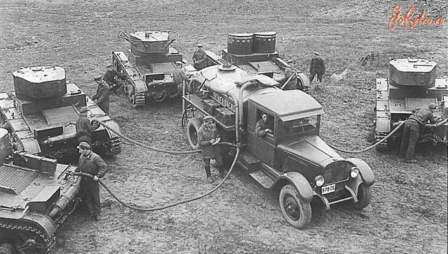 бензозаправник БЗ-38.jpg