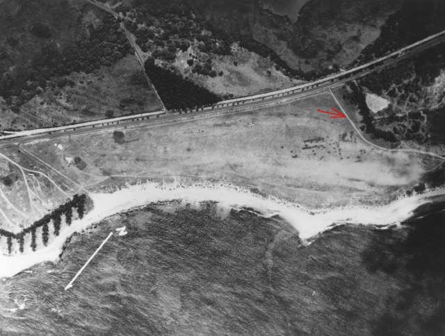 Haleiwa Field Aerial 4 SEP 41 small  - Copy.jpg