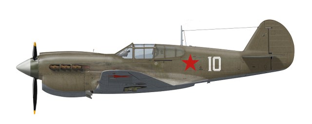 P-40 E white 10 of Lt. Col. Boris Safonov, 2 GIAP VVS SF олив драб и нейтрал грей.jpg