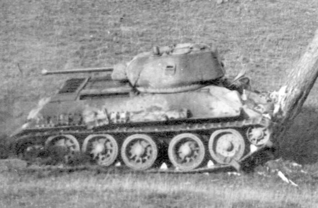 tank N° 8752-4-186-023.jpg