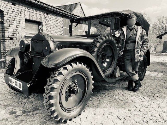 Mercedes-Benz Typ Stuttgart 260, kubelwagen 2.jpg