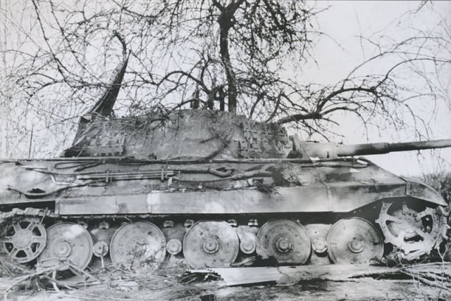 Tiger_2_tank_11.jpg