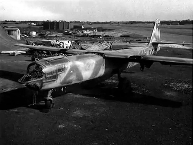 Ar234B-2 F1+MT (WNr. 140 173)_1.jpg