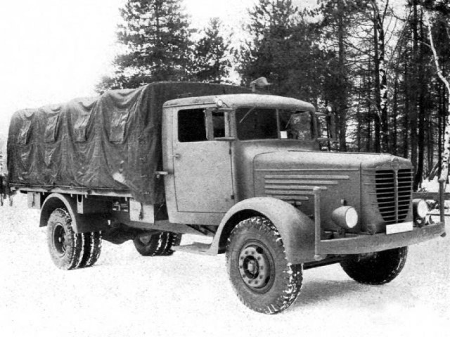 1942 Bussing NAG 4500 S-1 001.jpg