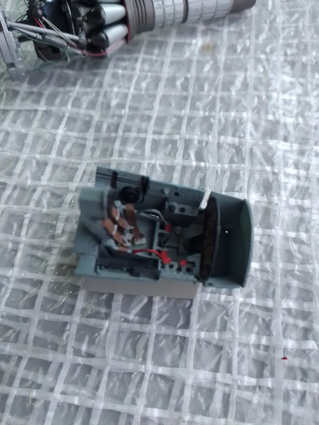 Захарчук Артём. МиГ-15, 1-48, Кабина.jpg