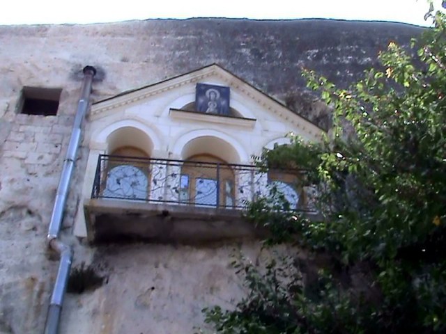 63 Храм Климента вид снаружи.jpg