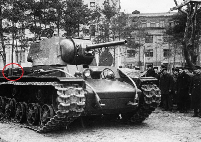 1638086193_28-hdpic-club-p-tank-kv-1-obraztsa-1940-29.jpg
