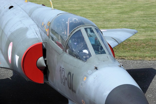 Dassault_Mirage_-_Cockpit.jpg