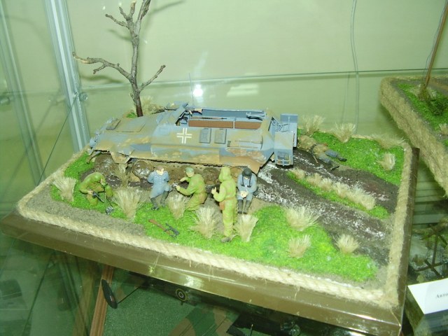 В 8.1. Руки вверх! ф.2.JPG