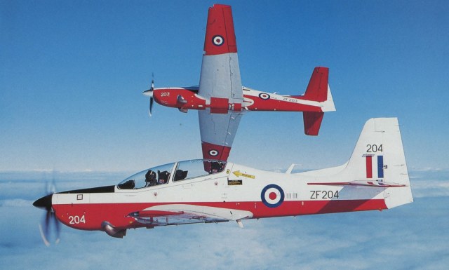 tucano2.jpg