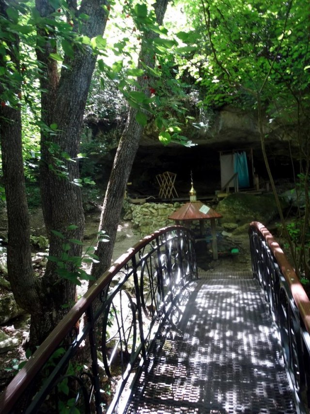 48 Источник.jpg