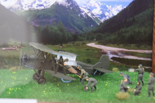 Санитарная авиация на Кавказе. 1-72. Автор - Боровков Н.С.jpg