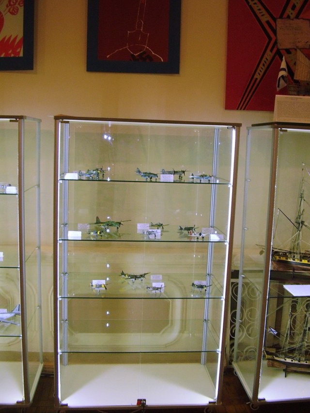 Витрина 3.JPG