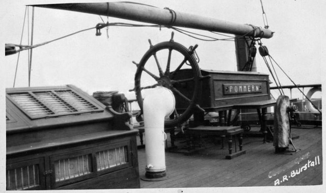 Pommern%20deck-04.jpg