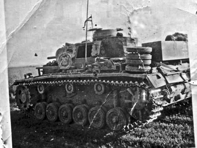 2_WK_Foto_Sturmgesch_tz_Panzer_Kennung_761.jpg