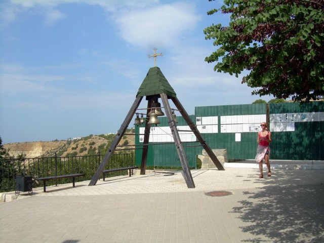 10 Георгиевский монастырь колокольня.jpg