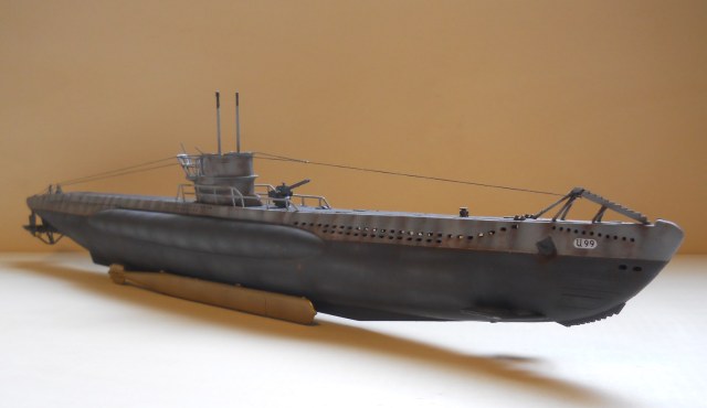 submarino-U-99-Revell.jpg