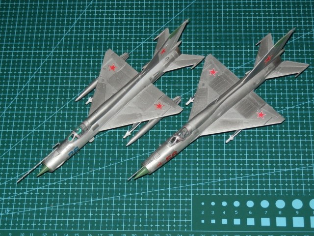 МиГ-21ПФМ Звезда-050.jpg