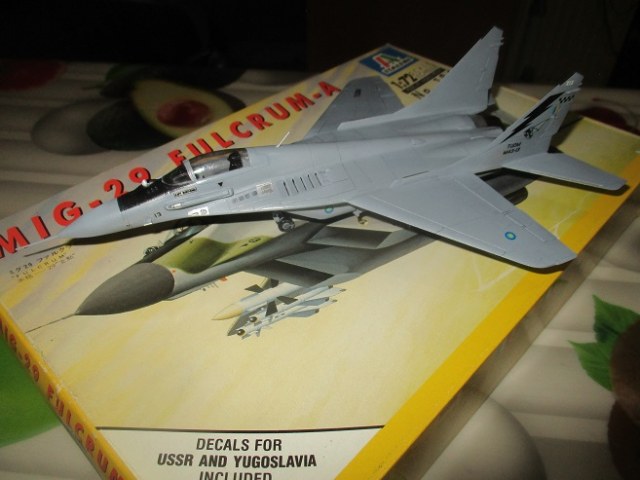 МиГ-29 9-12 от Италери. Жукова. Февраль 2023 г..JPG