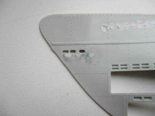 носовые шпигаты левого борта.jpg