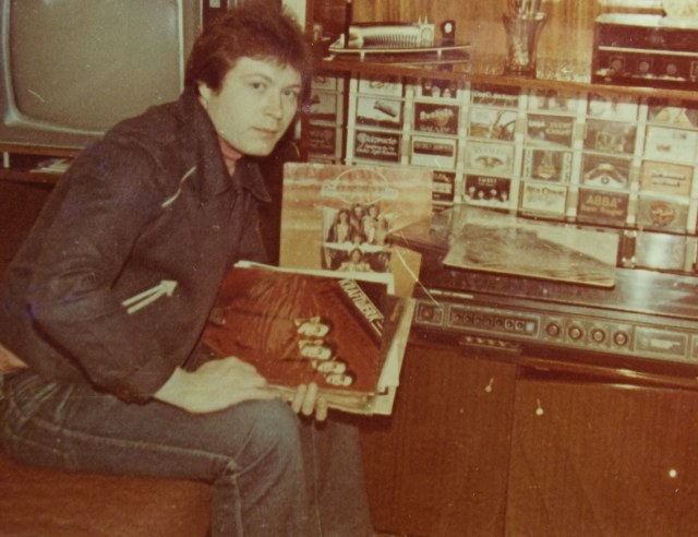 Эти джинсы помню до сих пор. Было модно! — копия.JPG