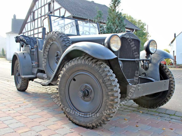 Mercedes-Benz Typ Stuttgart 260, kubelwagen 3.jpg