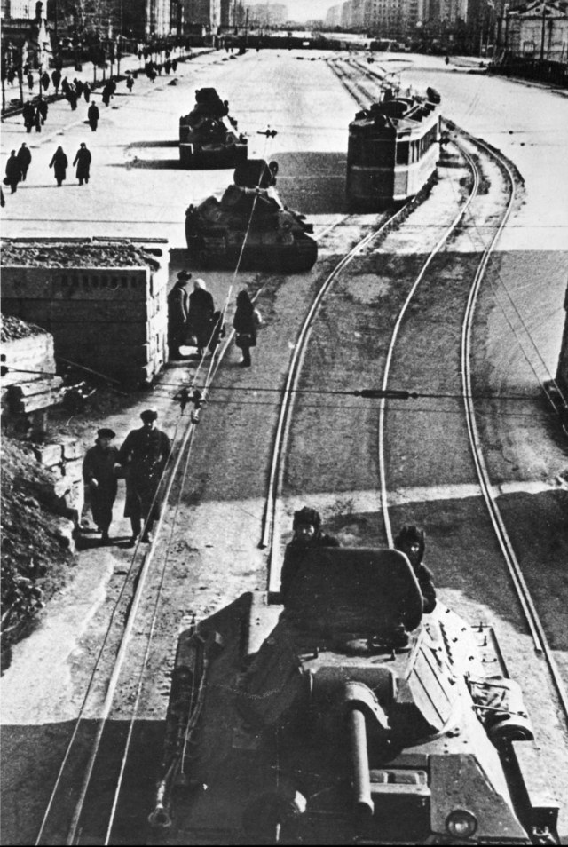 Т-34_112_Э-1а_002 (3).jpg