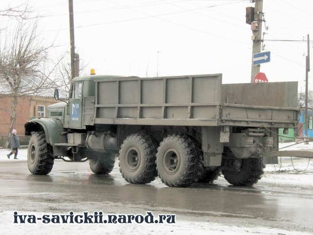 KrAZ-255B-0002.jpg