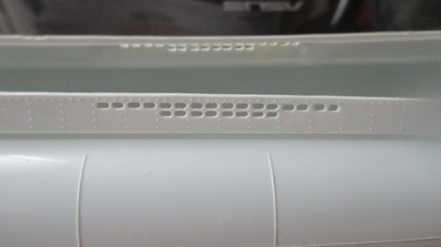 сверление бортовых надводных шпигатов.jpg