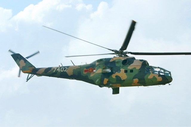 Vietnamese_Air_Force_Mil_Mi-24A_MRD_2.jpg