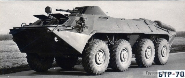 042_BTR_70.jpg