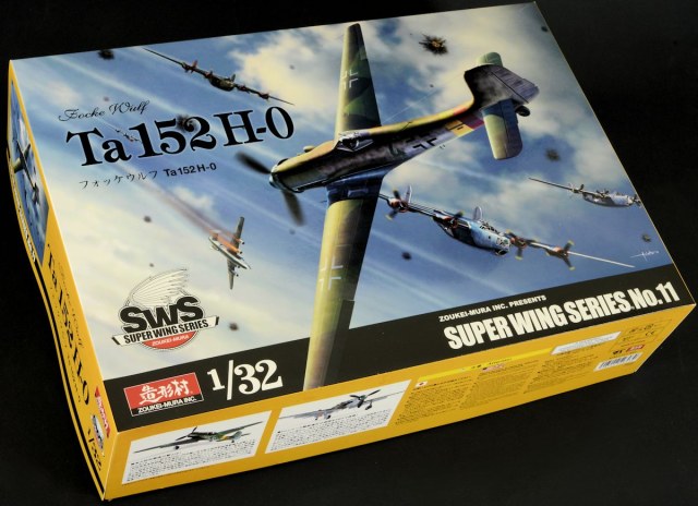 Zoukei Mura Focke-Wulf Ta 152 H-0  (2).JPG