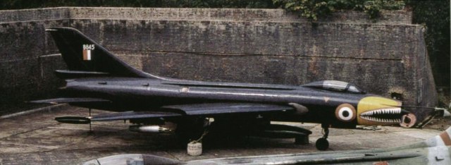 Су-7БМК B845 -2.jpg