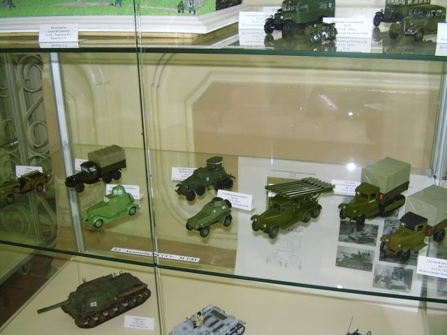 В 9.3. Автомобили М 1-43.JPG