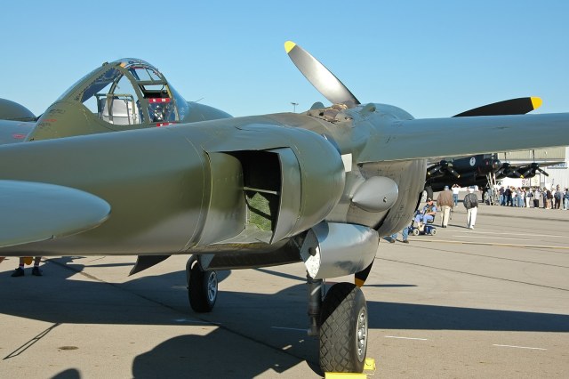 P-38L_Lightning_Ruff_Stuff_cockpit.jpg