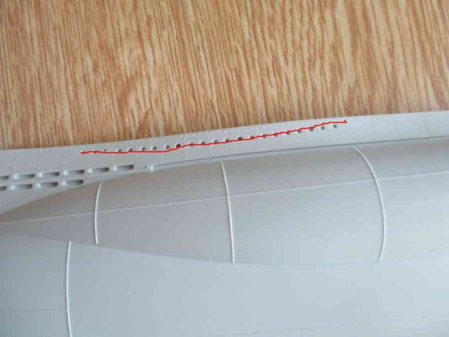 бортовые шпигаты, которые надо заделать.jpg